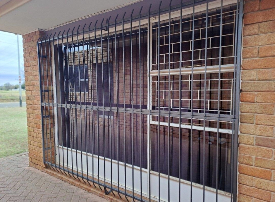 4 Bedroom Property for Sale in Universitas Free State